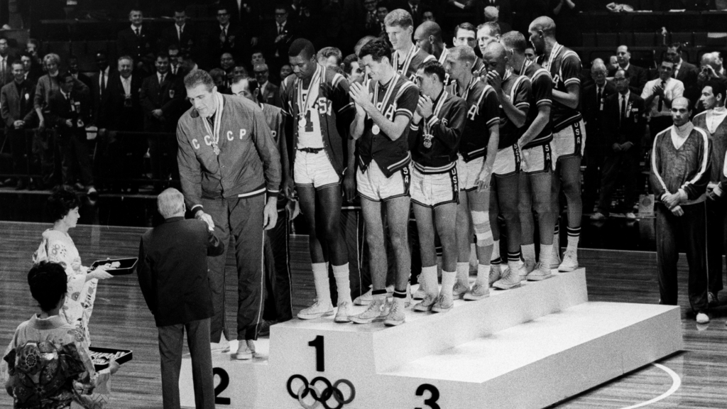 1964 Men's Basketball Team | Hall of Fame